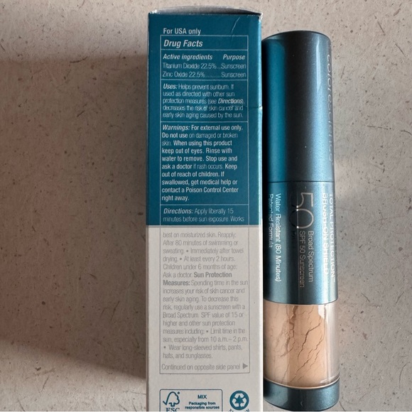 Colorscience -Sunforgetable Total Protection Brush On powder SPF 50 Fair - Picture 6 of 8